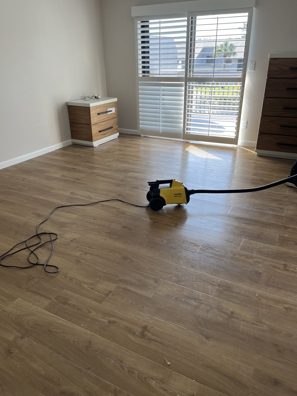 Move-in / move-out