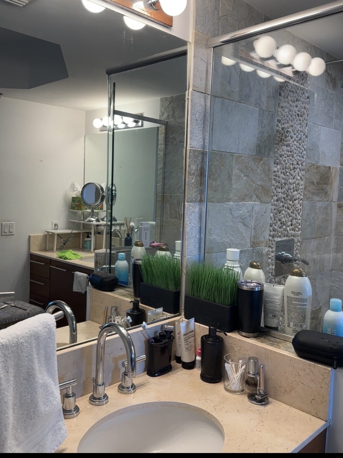 Bathroom detail